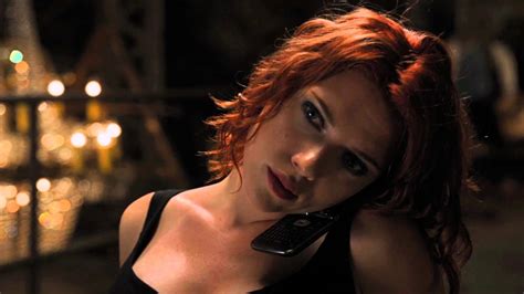 scarlett johansson boob|12 Times Scarlett Johansson Showed Off More Than She Should。